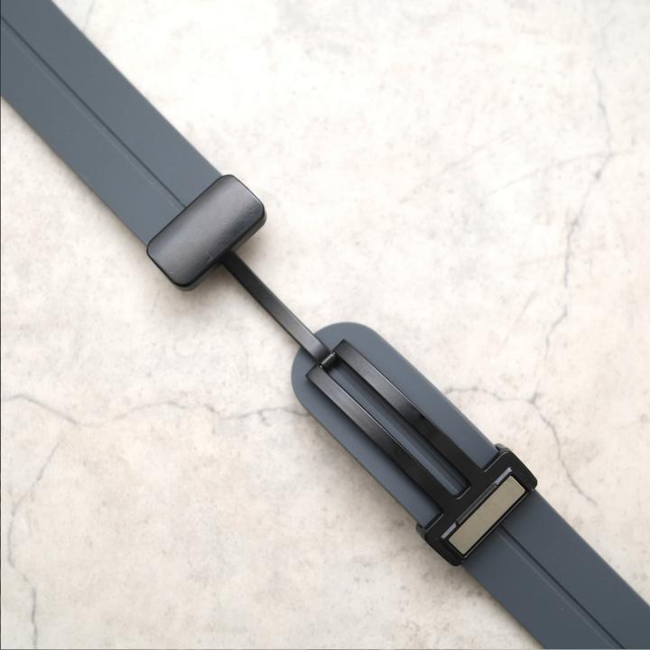 Esalta シリコン-マグネバックル AppleWatchバンド 38/40/41mm