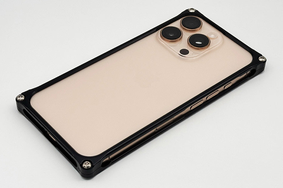 ギルドデザイン ソリッドバンパー iPhone 16 Pro Max