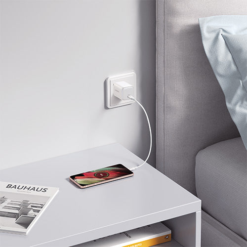 UGREEN Nexode USB-C GaN 急速充電器