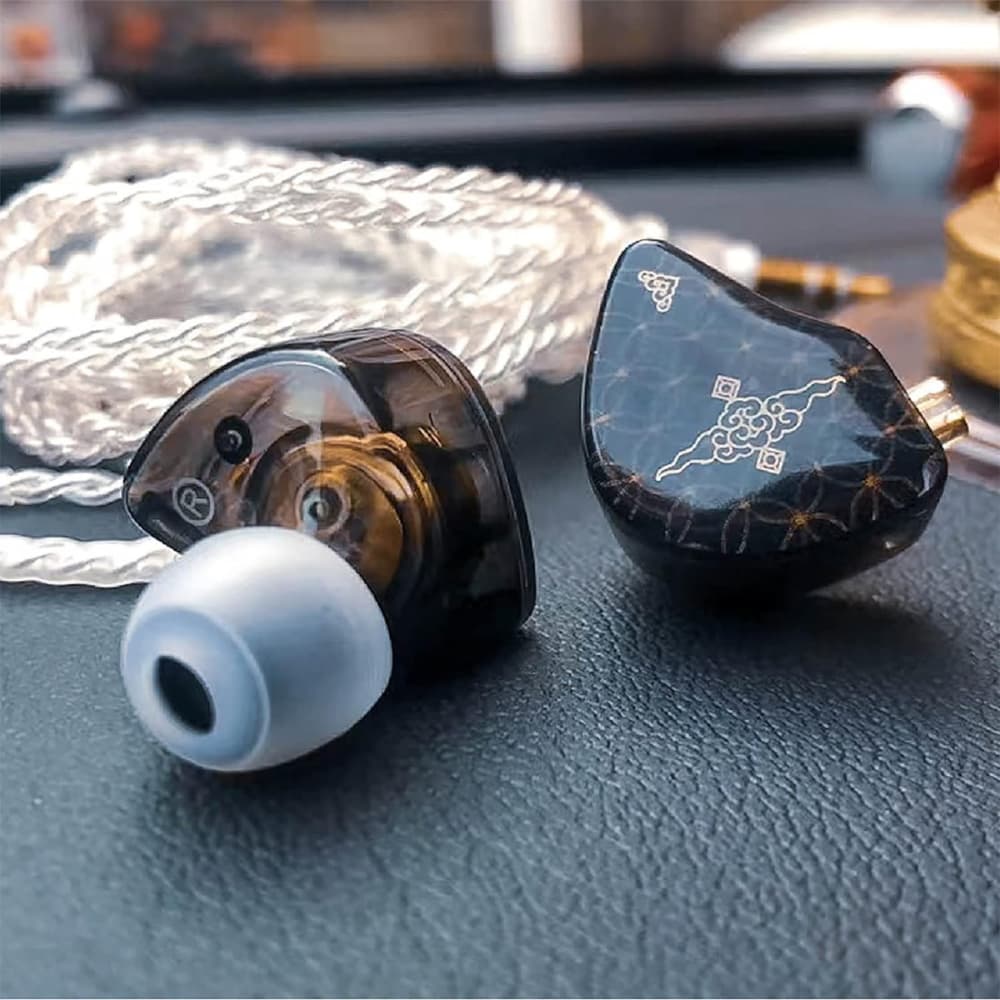 TANGZU WAN'ER S.G Black 「VGP 2025 受賞」 インナーイヤー型イヤホン IEM 上官婉兒 10mm ダイナミックドライバー リケーブル可能 0.78mm 2Pin 5N OFCケーブル