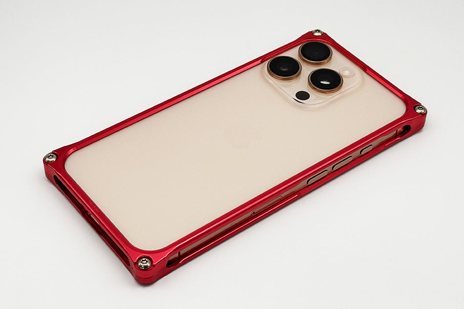 ギルドデザイン ソリッドバンパー iPhone 16 Pro
