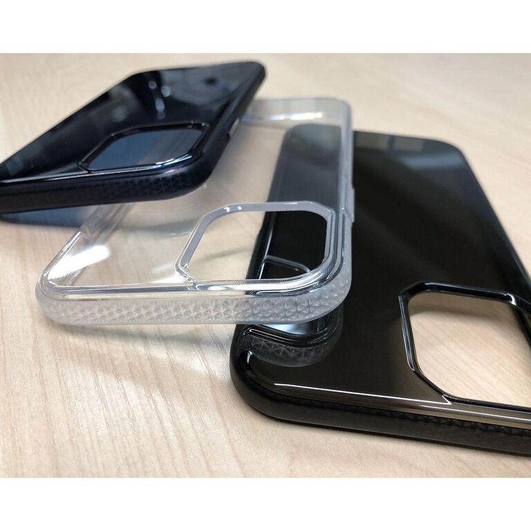 iPhone12を衝撃から守るミリタリーグレード対応クリアケース「Griffin Survivor Clear」