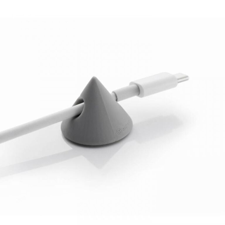 デスクが整う。コーンのような可愛い「Lead Trend ケーブルホルダー CONE」が見かけによらず優秀♪