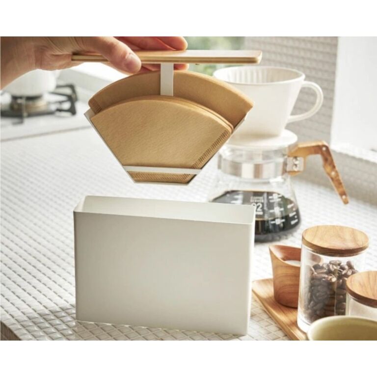 ホコリを防ぎ、取り出しやすい。山崎実業「コーヒーペーパーフィルターケース トスカ」