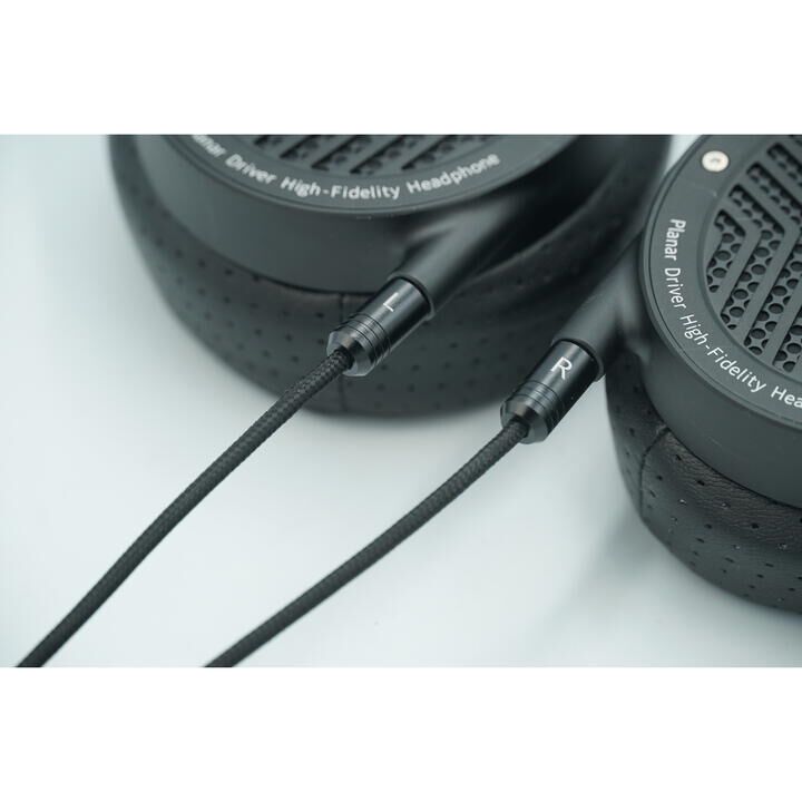THIEAUDIO Wraith (セーオーディオ レイス) オーバーイヤー型有線ヘッドホン