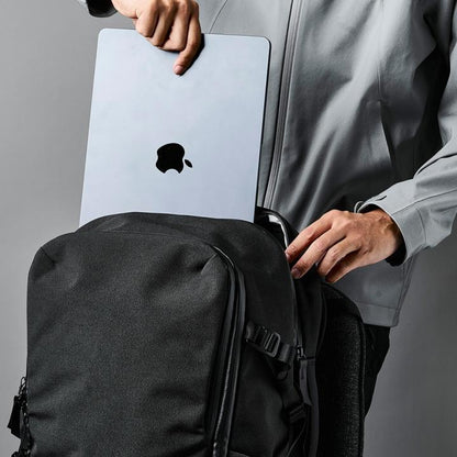 ALPAKA ELEMENTS TRAVEL BACKPACK AXOFLUX
